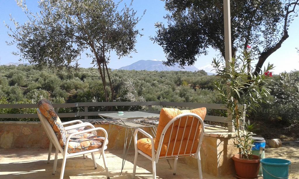 Sunny Holiday Home Kalamata Exterior photo